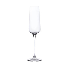 Charger l&#39;image dans la galerie, Crystal Champagne Flutes Glasses Set of 4 - Machine Made Glass 100% Lead Free 8 Ounce
