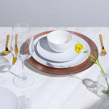 Charger l&#39;image dans la galerie, Premium Glass Charger Plates with Thick Rose Gold Dotted Border, Set of 4 Glass Dinner Plates for Wedding Party Events (D:13”, Rose Gold)
