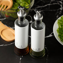 Charger l&#39;image dans la galerie, 2 Piece Oil and Vinegar Dispenser Set with Drip-Free Pourers and White Shells
